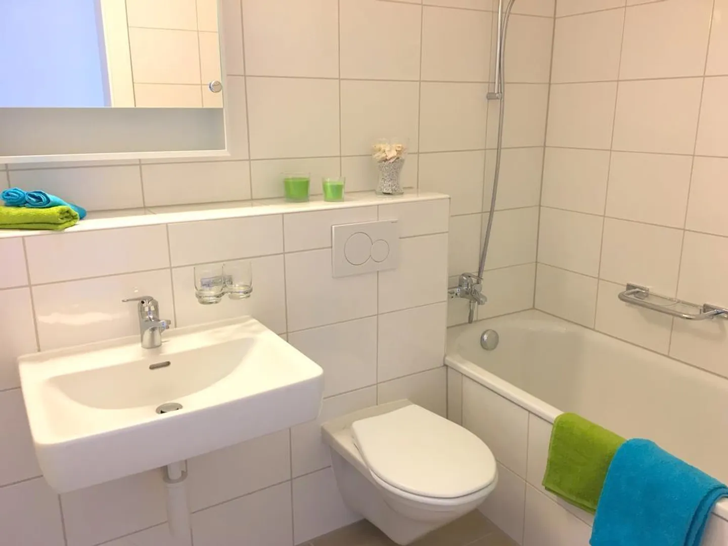 APPARTAMENTO MODERNO 2.5 STANZE DIRETTAMENTE AL CLARAPLATZ - Foto 4 di 12