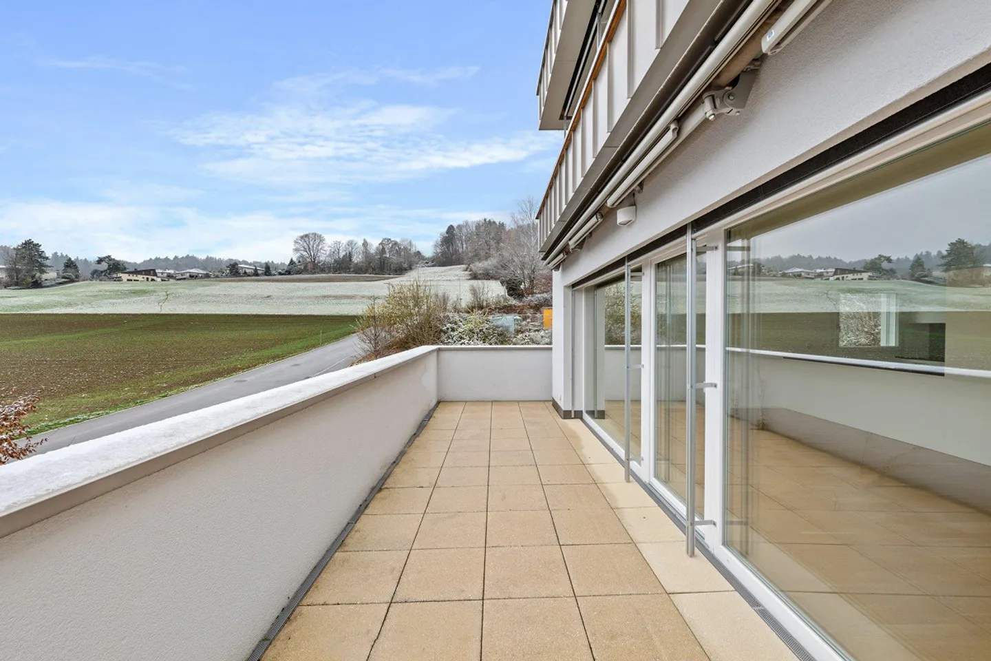 Appartement moderne avec vue verte - Photo 9 sur 10