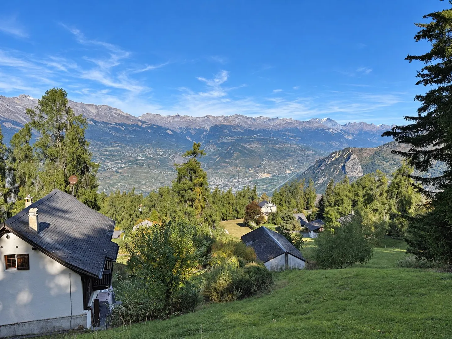 Chalet con Vista Montagna - Foto 6 di 19