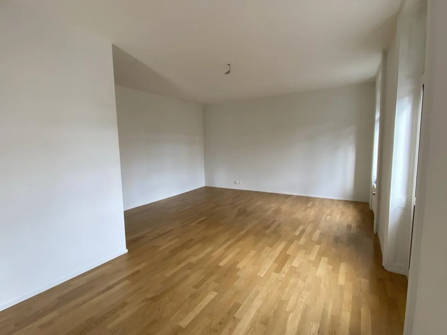 APPARTAMENTO MODERNO 2.5 STANZE DIRETTAMENTE AL CLARAPLATZ - Foto 7 di 12