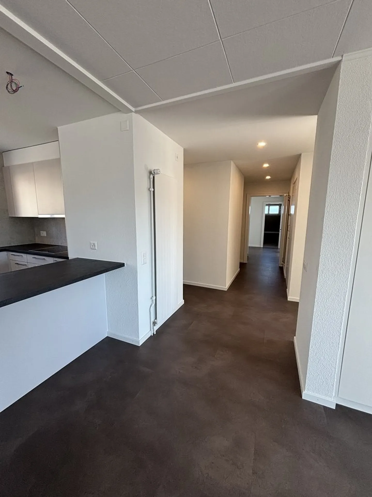 Spazioso attico con ampio balcone - Foto 4 di 12