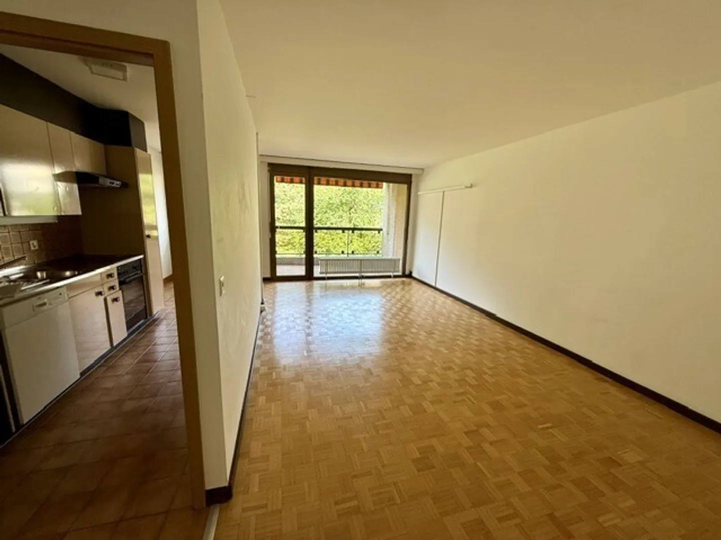 Two-room apartment on Chemin du Stand 17, 1024 Ecublens - Photo 4 of 5