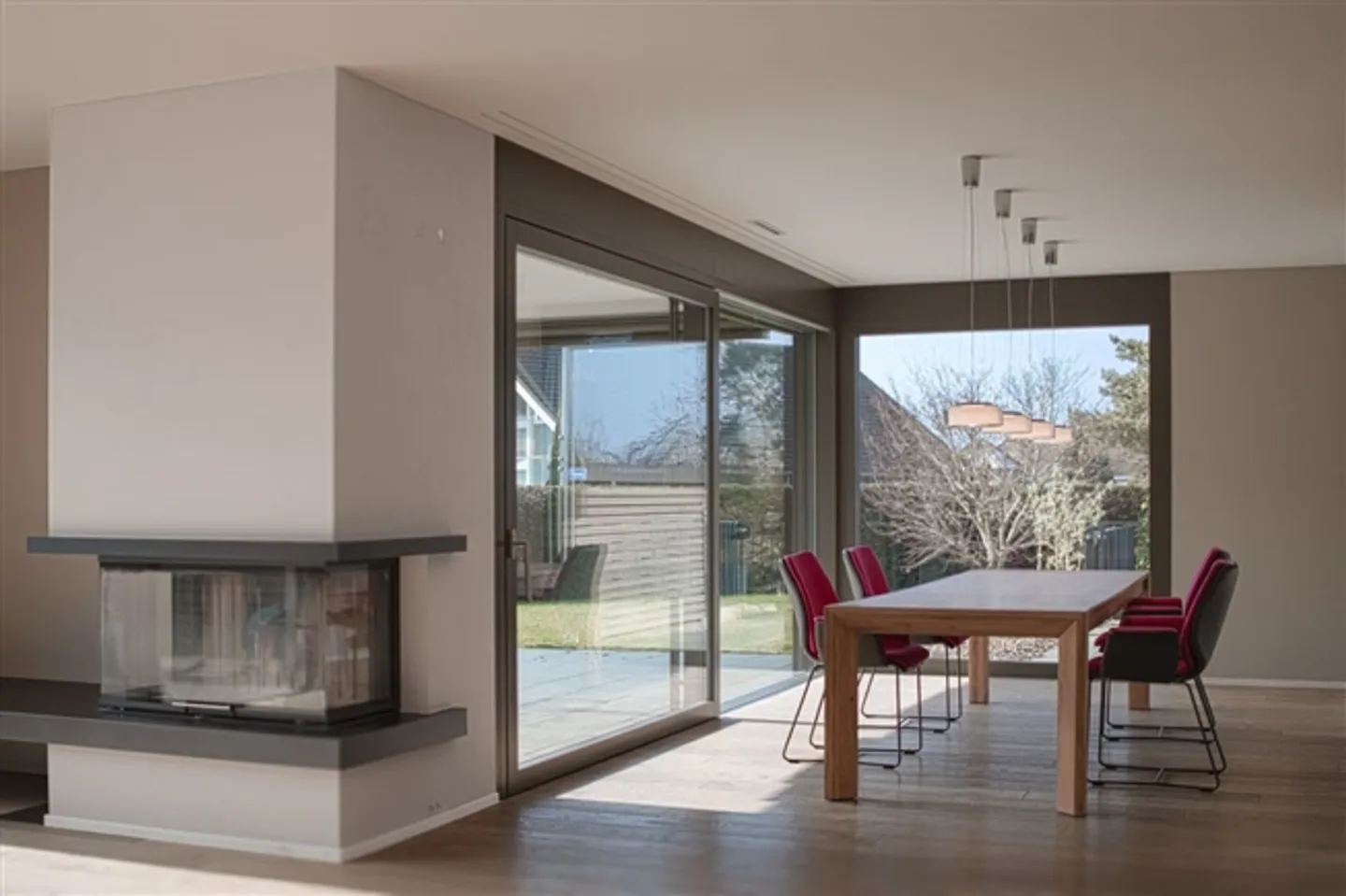 Casa singola di 7,5 stanze - Foto 2 di 13