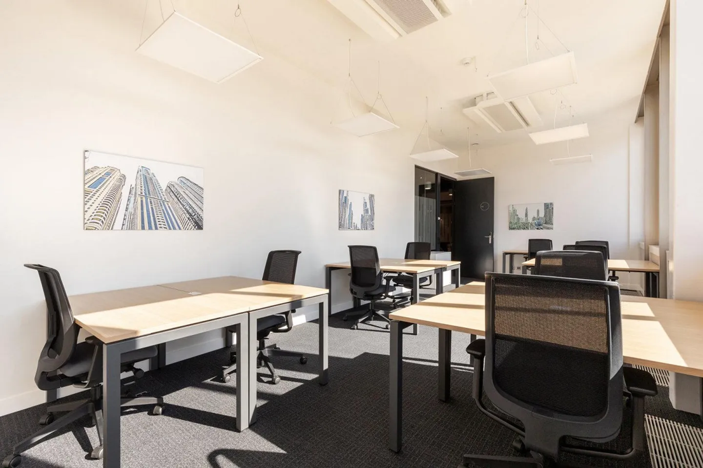 Private office space for 50 in Regus Spoom Kriens - Photo 1 of 8