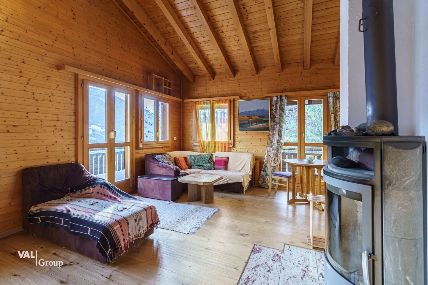 Chalet for sale - Photo 2 of 18