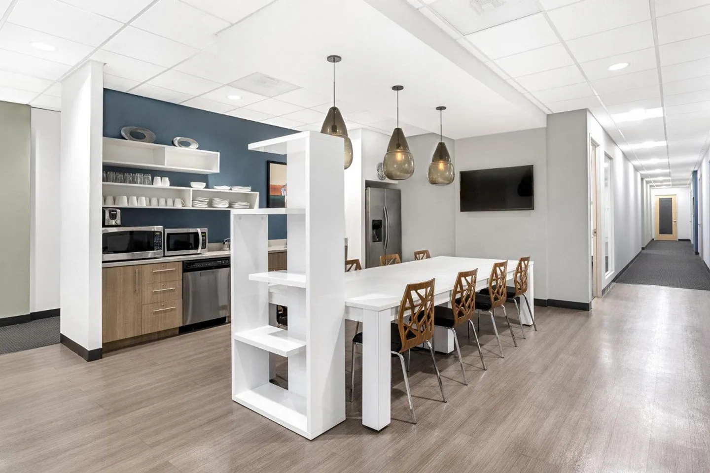 Private office space for 50 in Regus Spoom Kriens - Photo 7 of 8