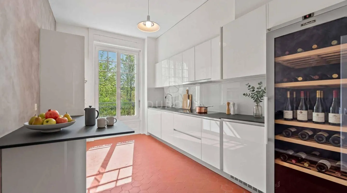 Appartement 5 pièces charmant - Photo 8 sur 13