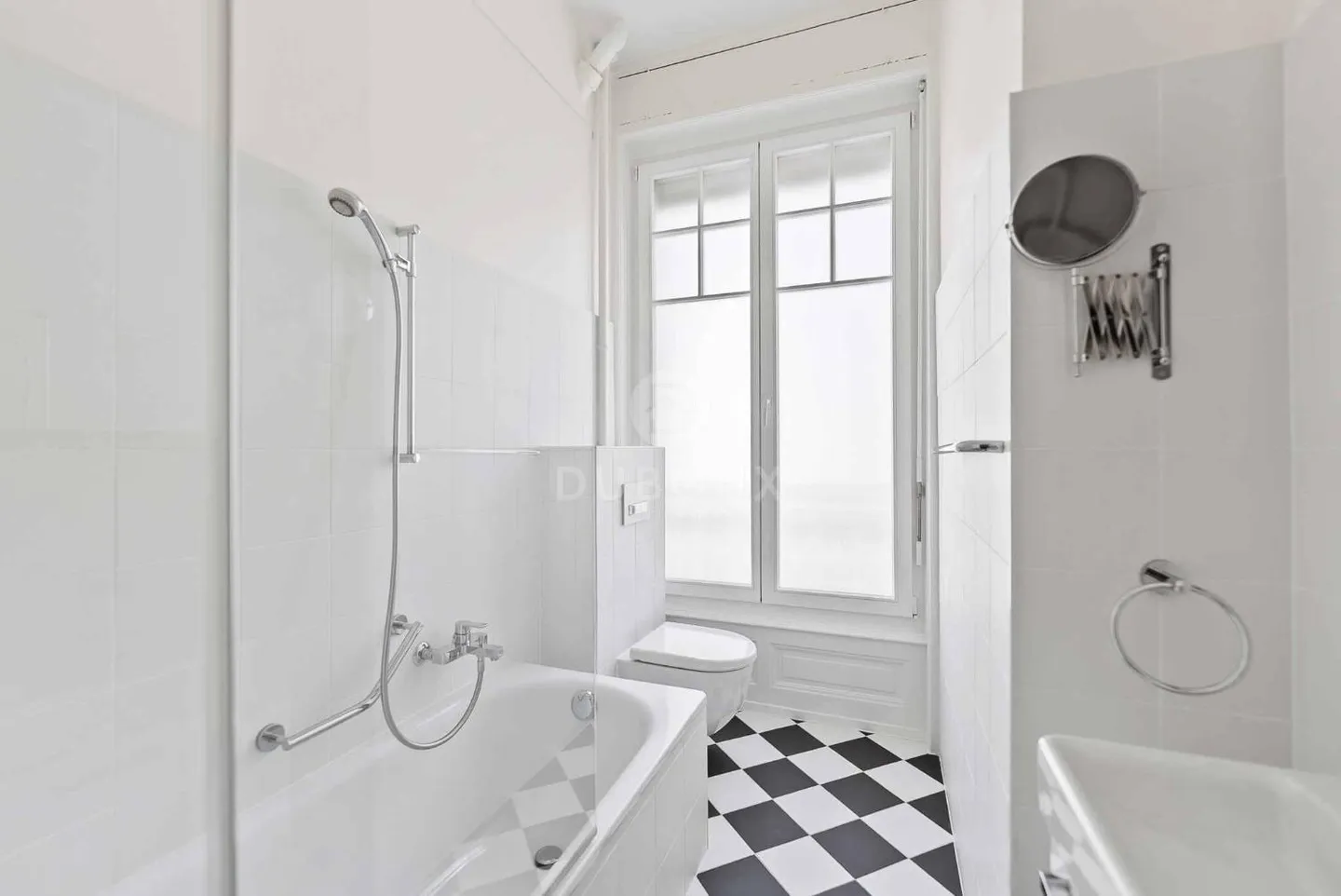 Appartement 5 pièces charmant - Photo 9 sur 13