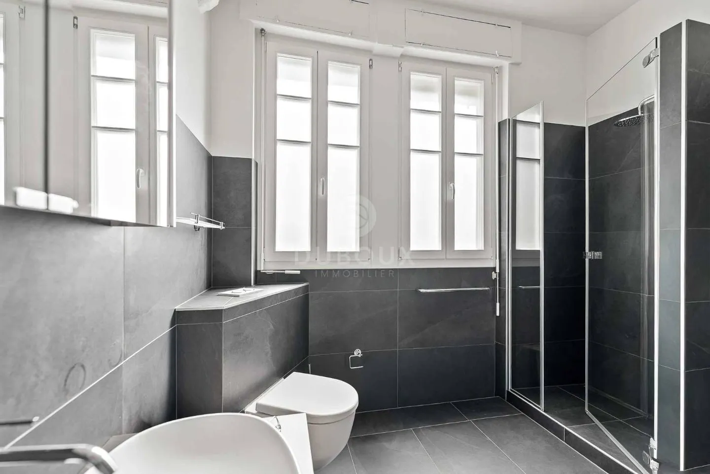 Appartement 5 pièces charmant - Photo 10 sur 13