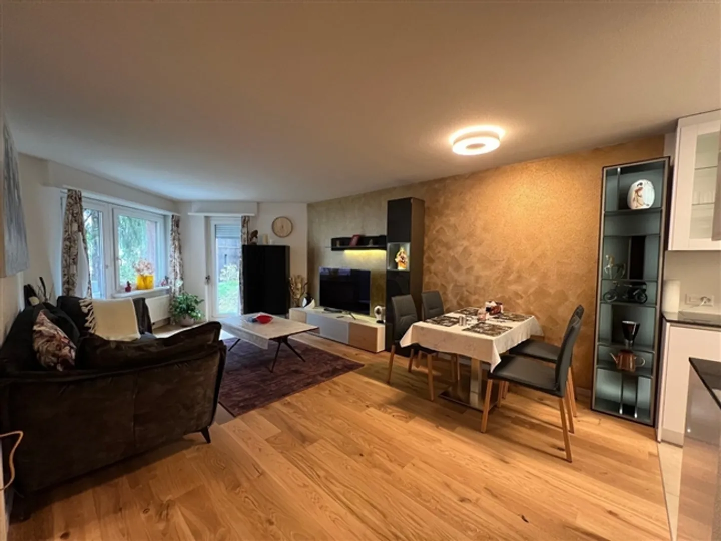 2.5 Room Premium Apartment Seebacherstrasse 64, 8052 Zurich (Zone 10) - Photo 6 of 13