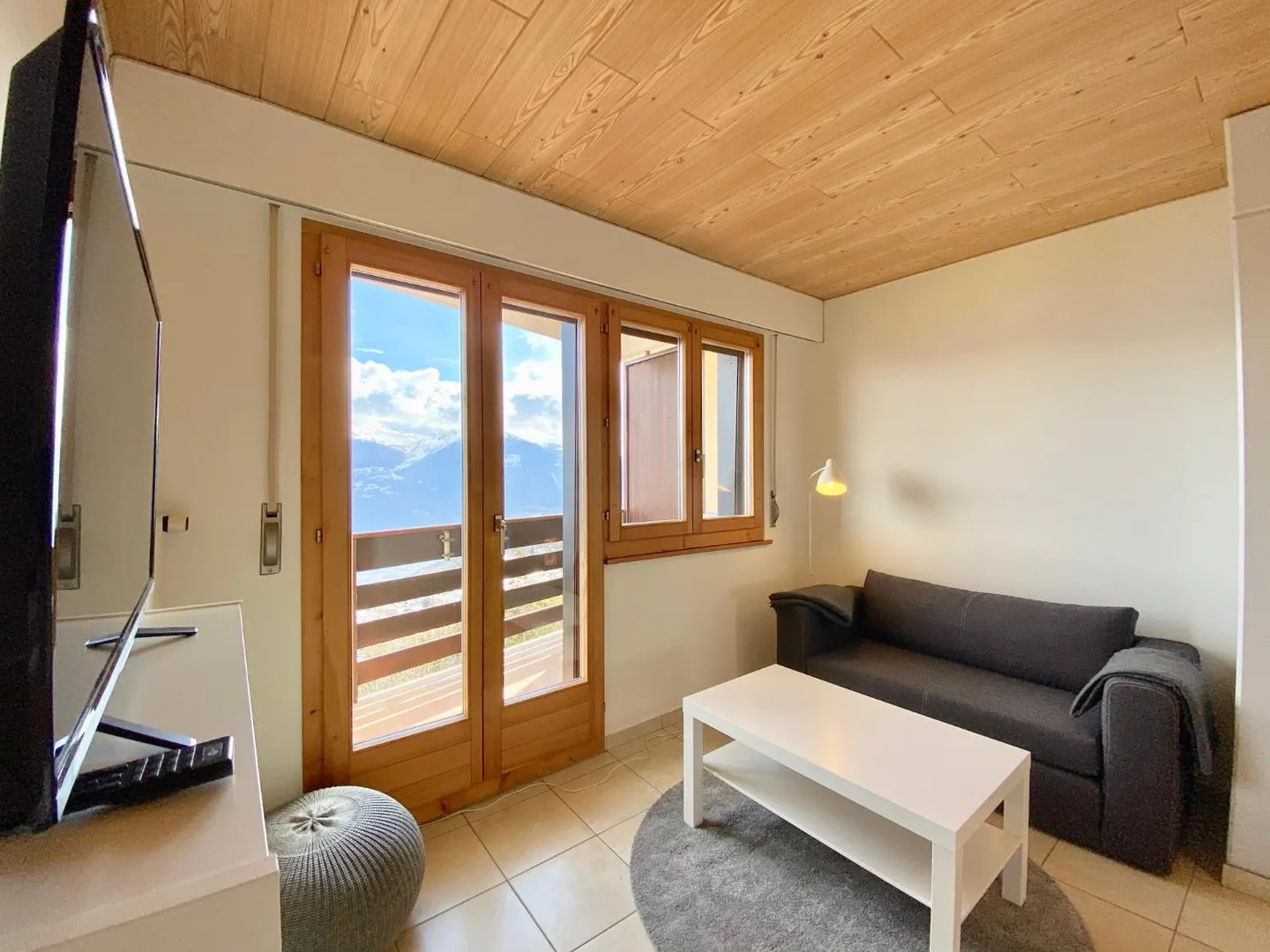 Studio 1,5 Zimmer - Foto 2 von 4