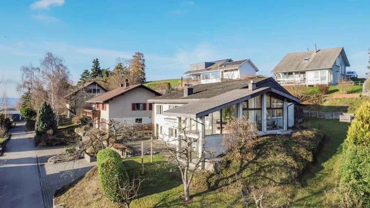 Einfamilienhaus kaufen - Foto 1 von 8