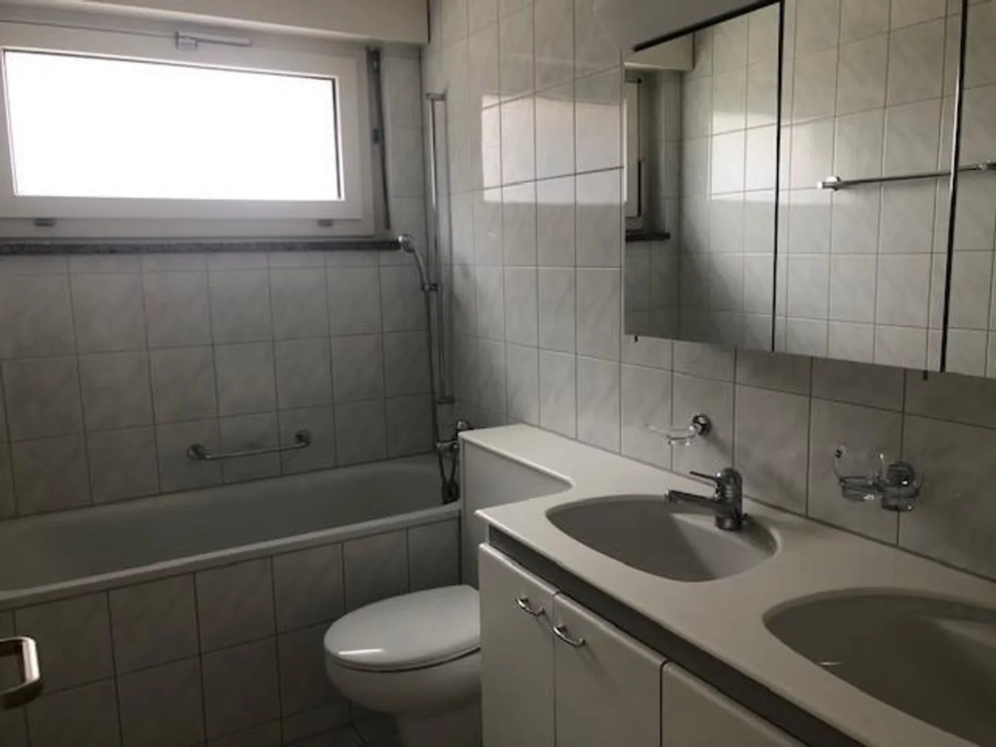 Appartement 2.5 pièces à Horw à louer - petit mais agréable - Photo 4 sur 4