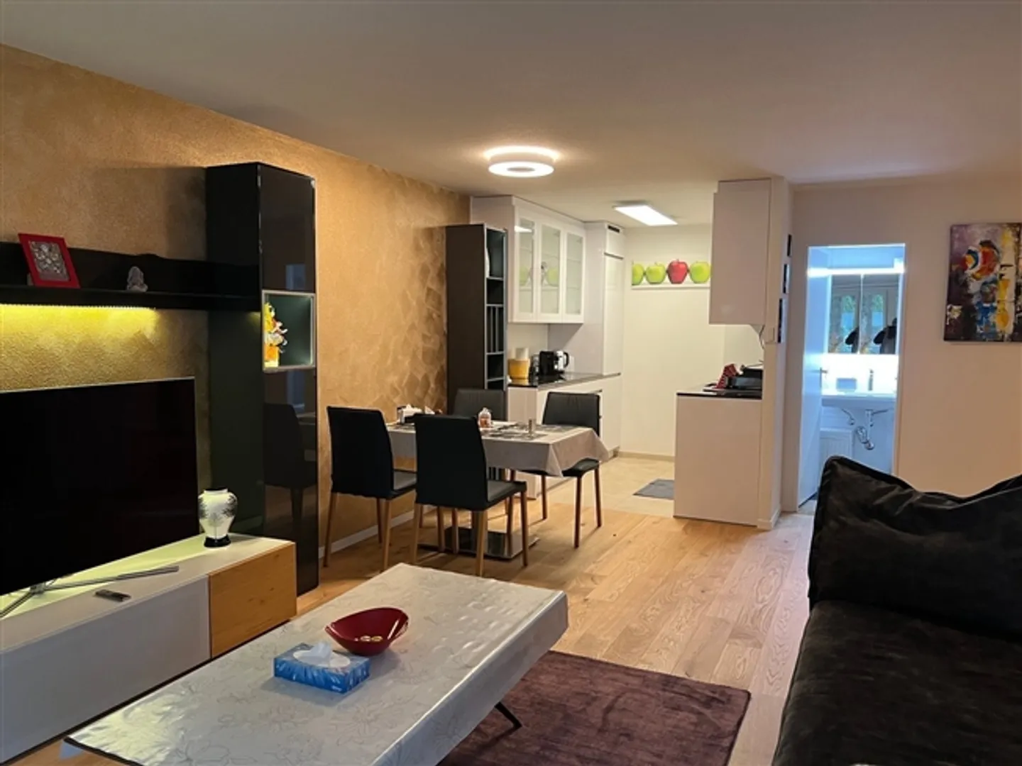 2.5 Room Premium Apartment Seebacherstrasse 64, 8052 Zurich (Zone 10) - Photo 12 of 13