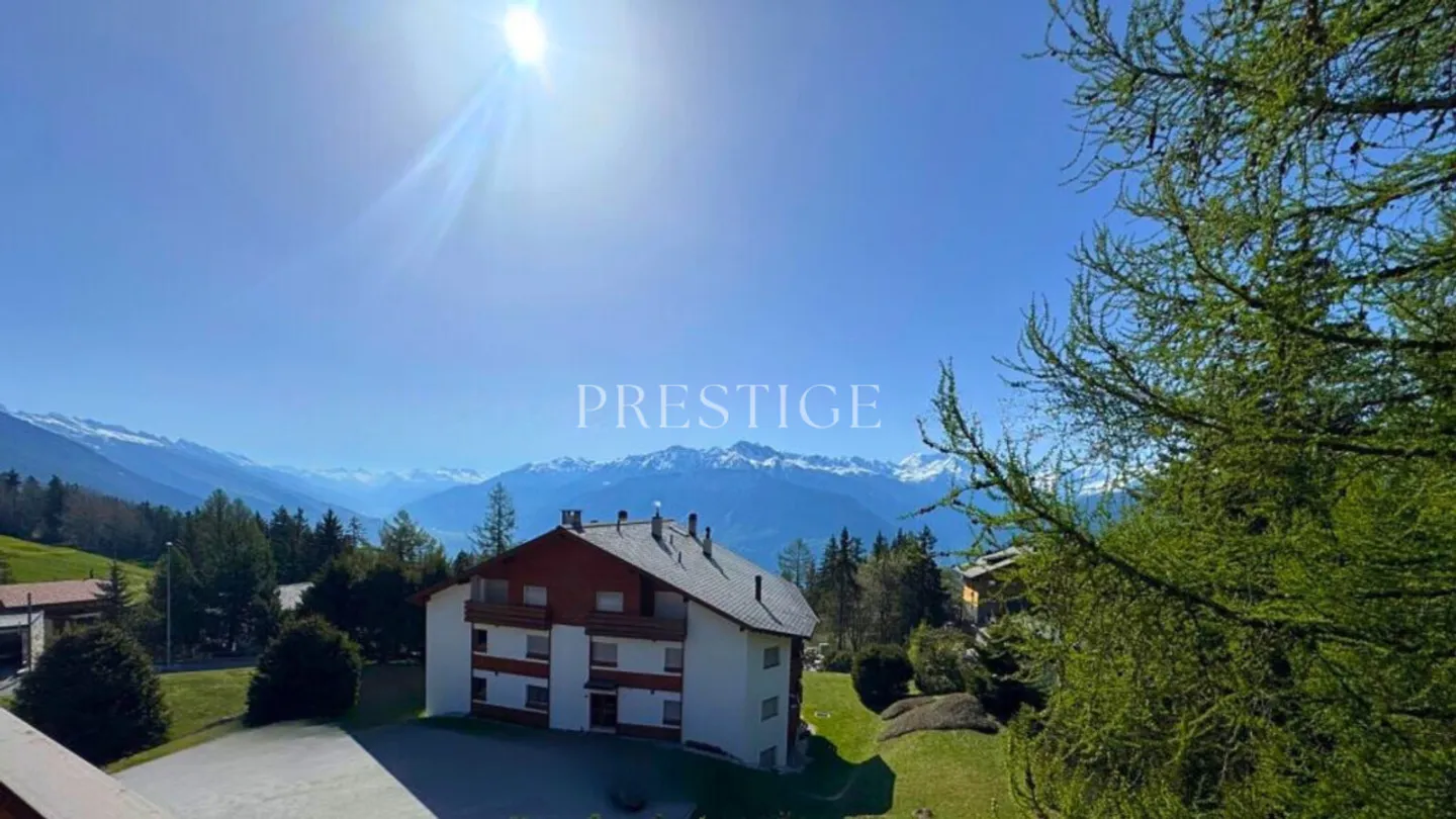 Incantevole attico di 3 locali a Crans-Montana - Foto 1 di 10