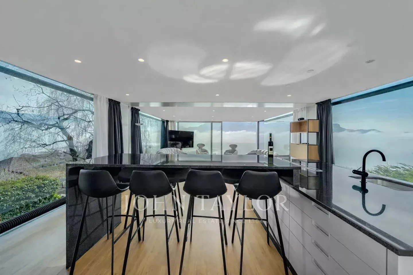 Contemporary Villa with Lake Views - Photo 1 of 10