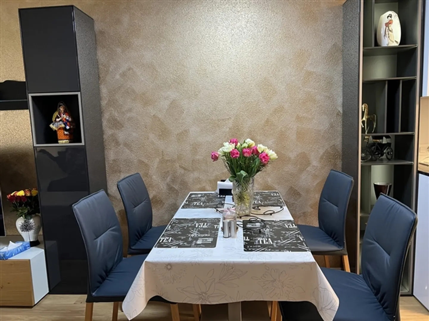 2.5 Room Premium Apartment Seebacherstrasse 64, 8052 Zurich (Zone 10) - Photo 11 of 13