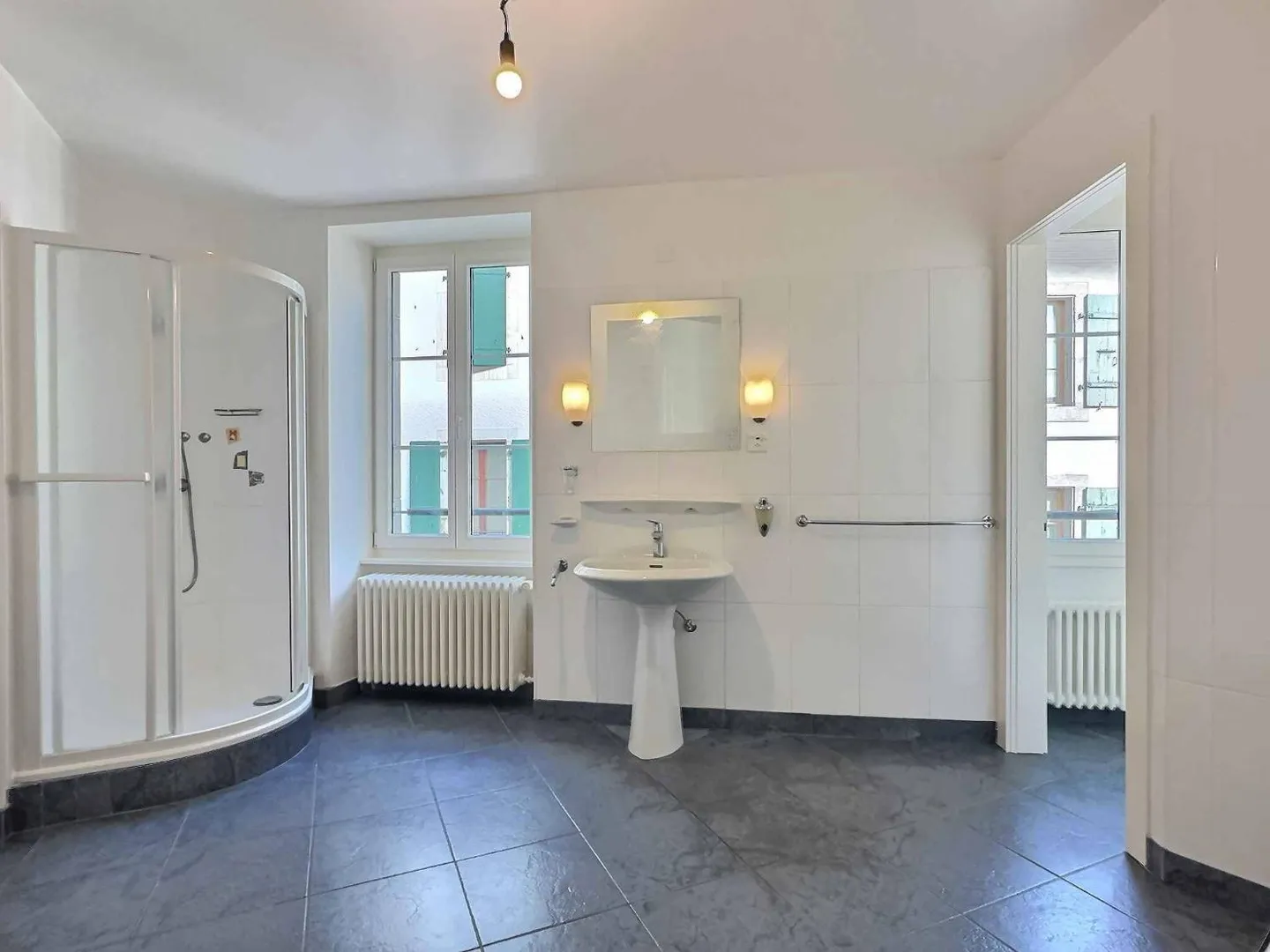 4.5 Room Apartment - Photo 7 of 8