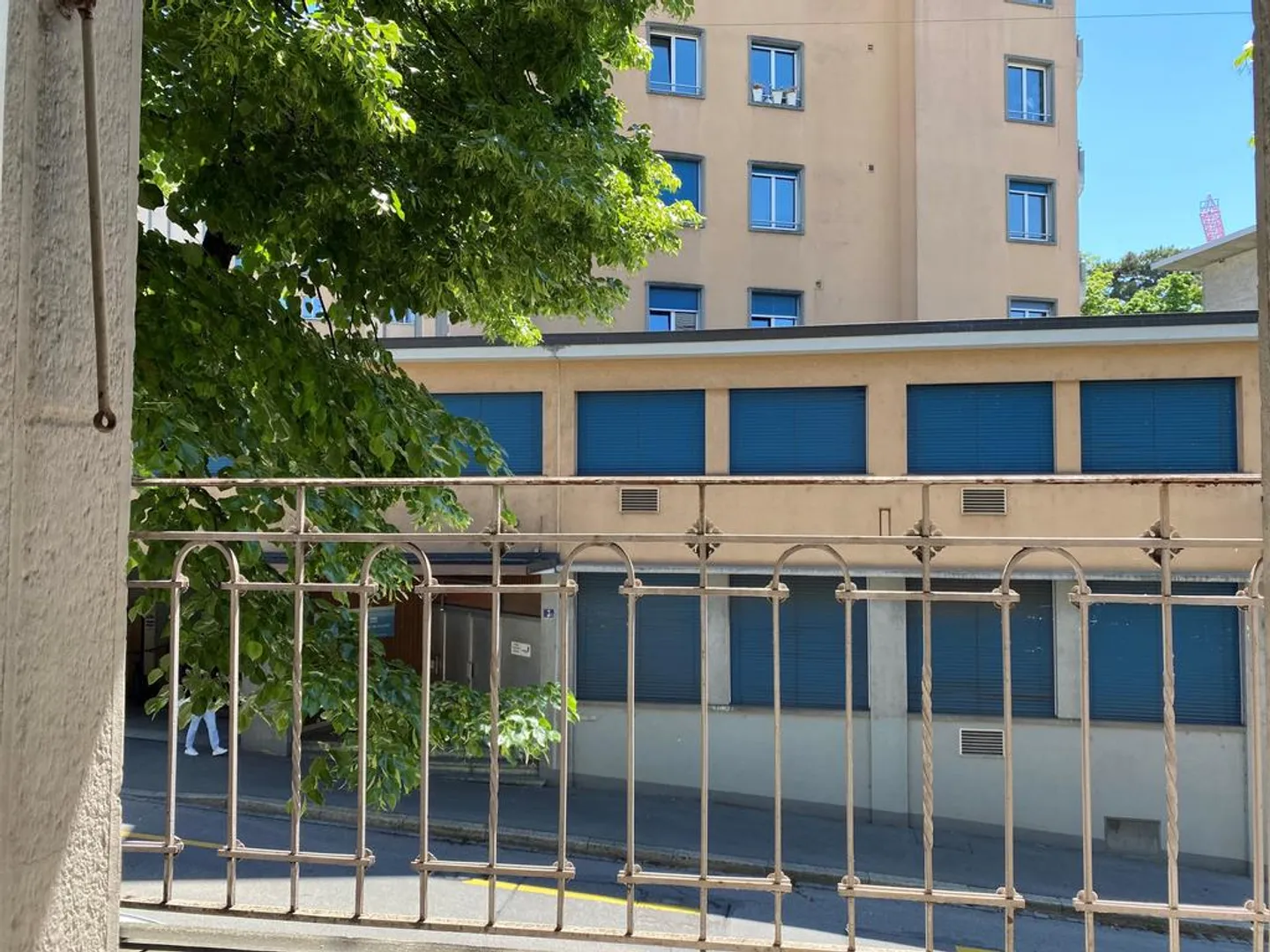 2.5-room apartment on the 1st floor - Photo 4 of 7