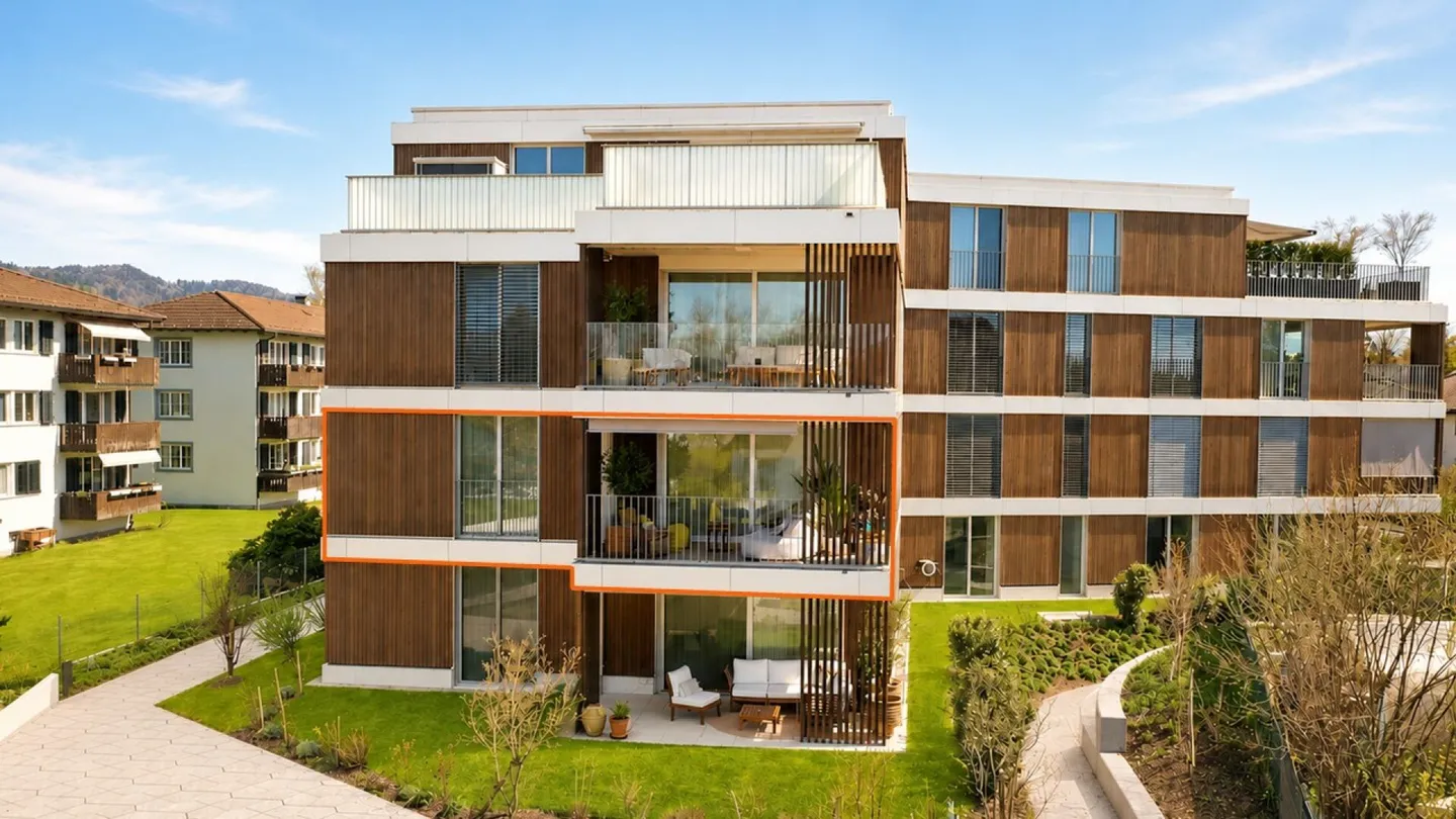 Exclusive 4.5-room condominium - Light, style, and living comfort at the highest level - Photo 1 of 15