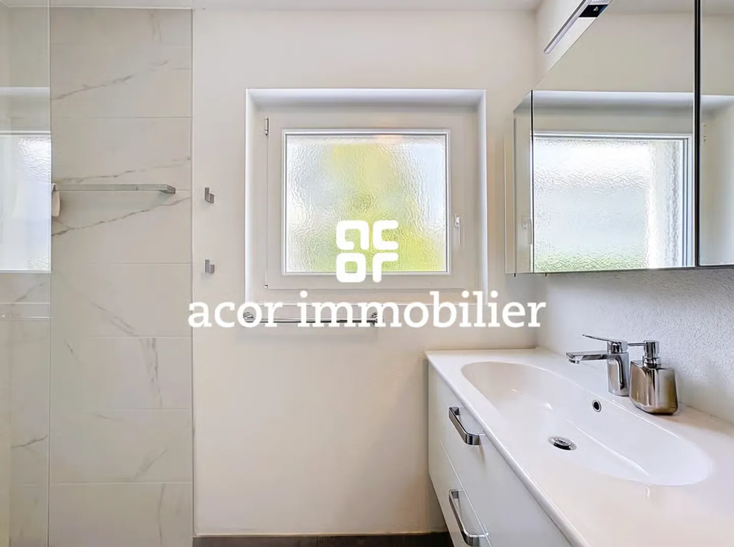 Sierre - Spacious 3.5 with large terrace! - Photo 8 of 9