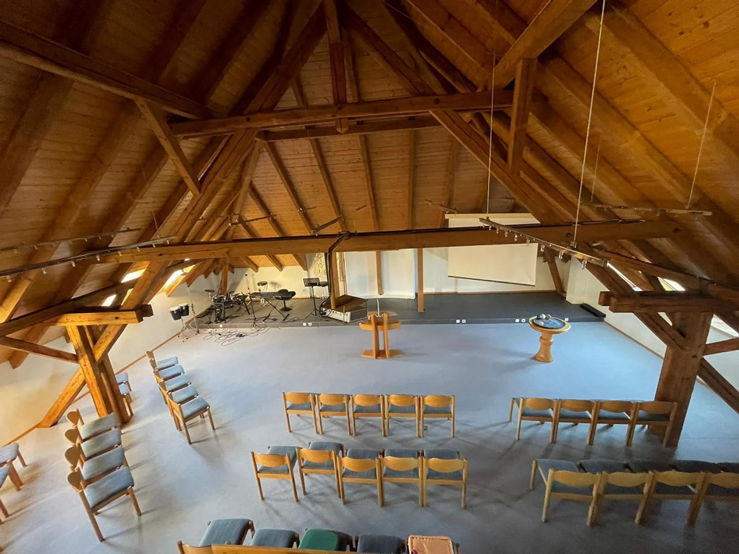 Ideal for clubhouse, association, event, seminar with plenty of parking available - Photo 5 of 13