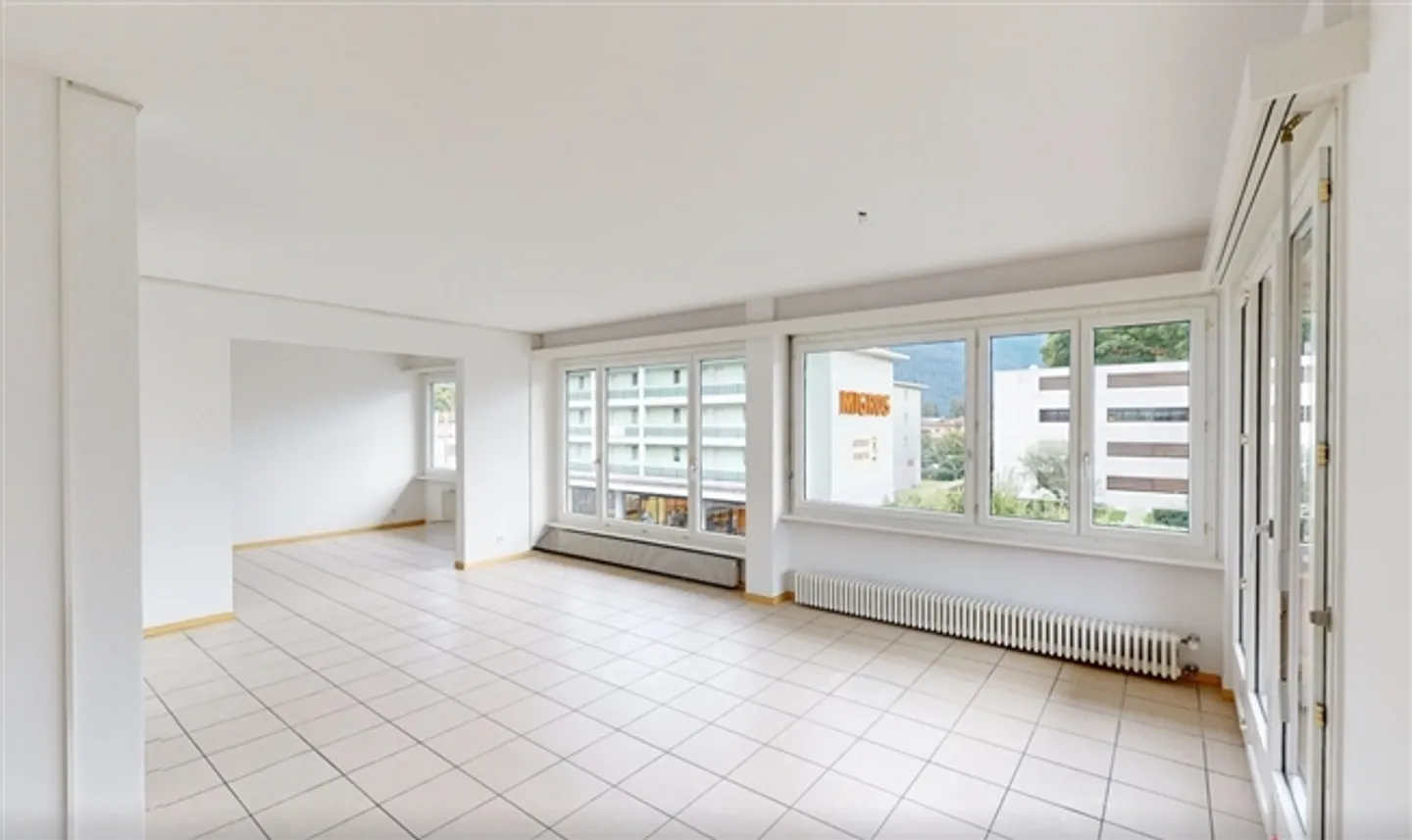 «5.5 Zi.- Attikawohnung im Herzen von Ascona» - Foto 5 von 15