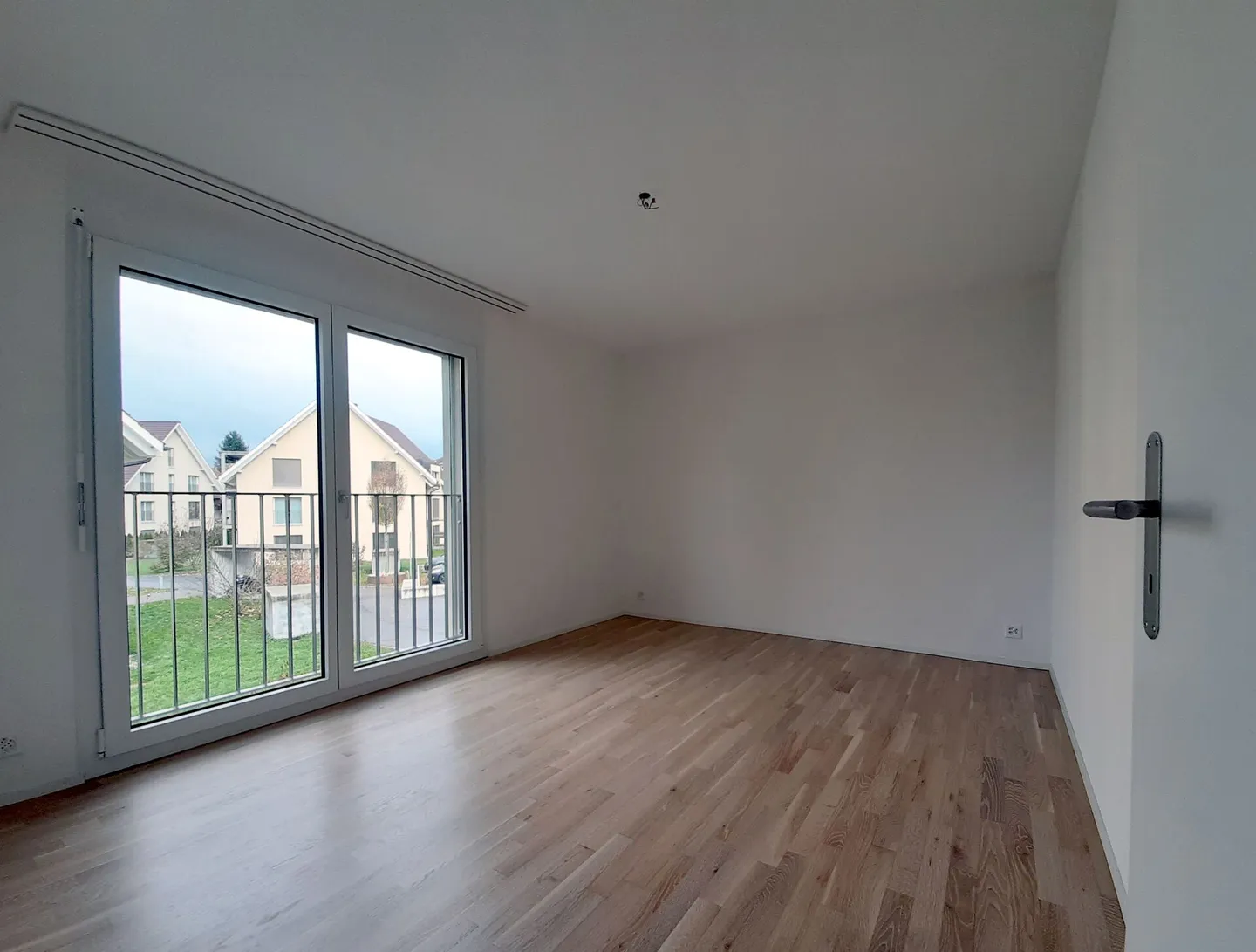 Appartamento moderno di 3,5 locali - Foto 3 di 8