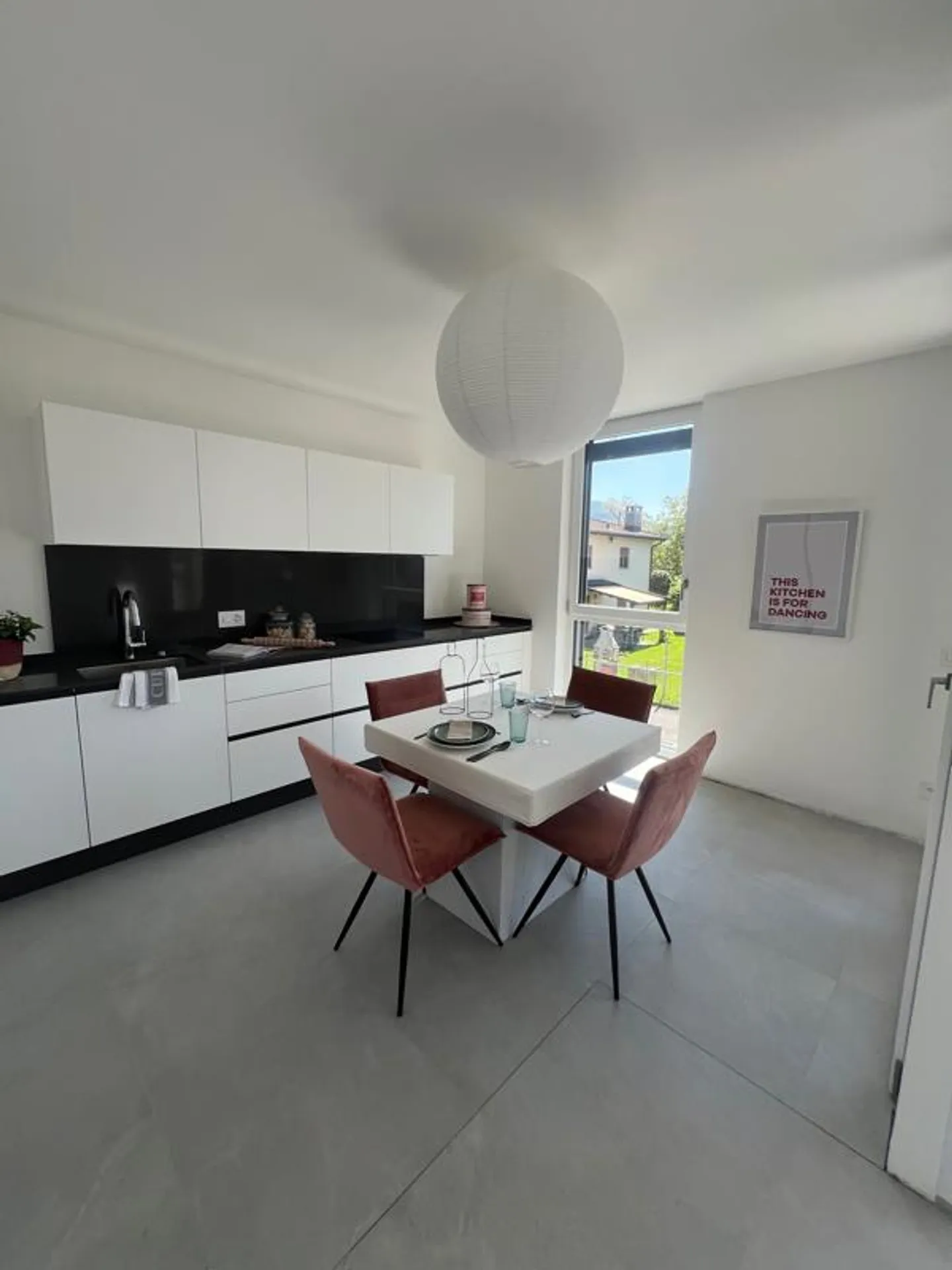 NUOVA RESIDENZA Appartamento 2,5 locali a Magliaso - Foto 1 di 7