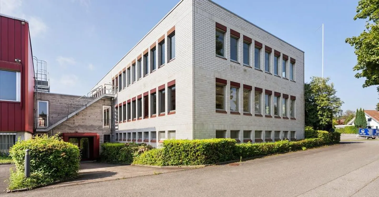 Moderne Gewerbefläche - Foto 2 von 3