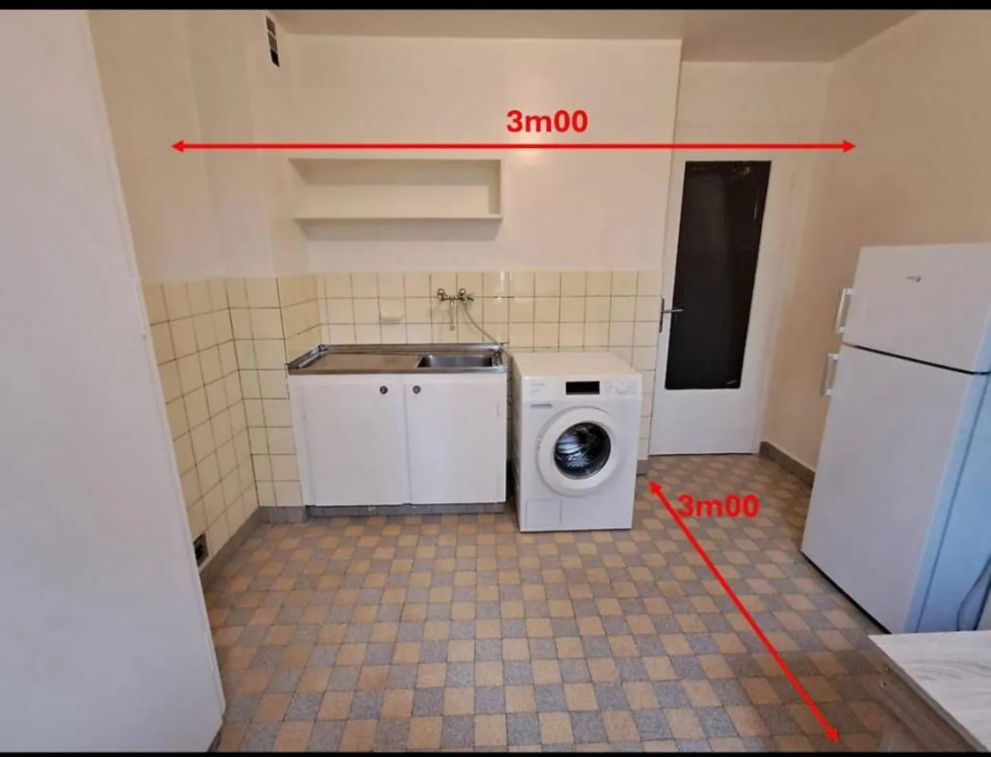 2.5-room apartment on the 1st floor without elevator in Onex 1213 - Photo 4 of 5