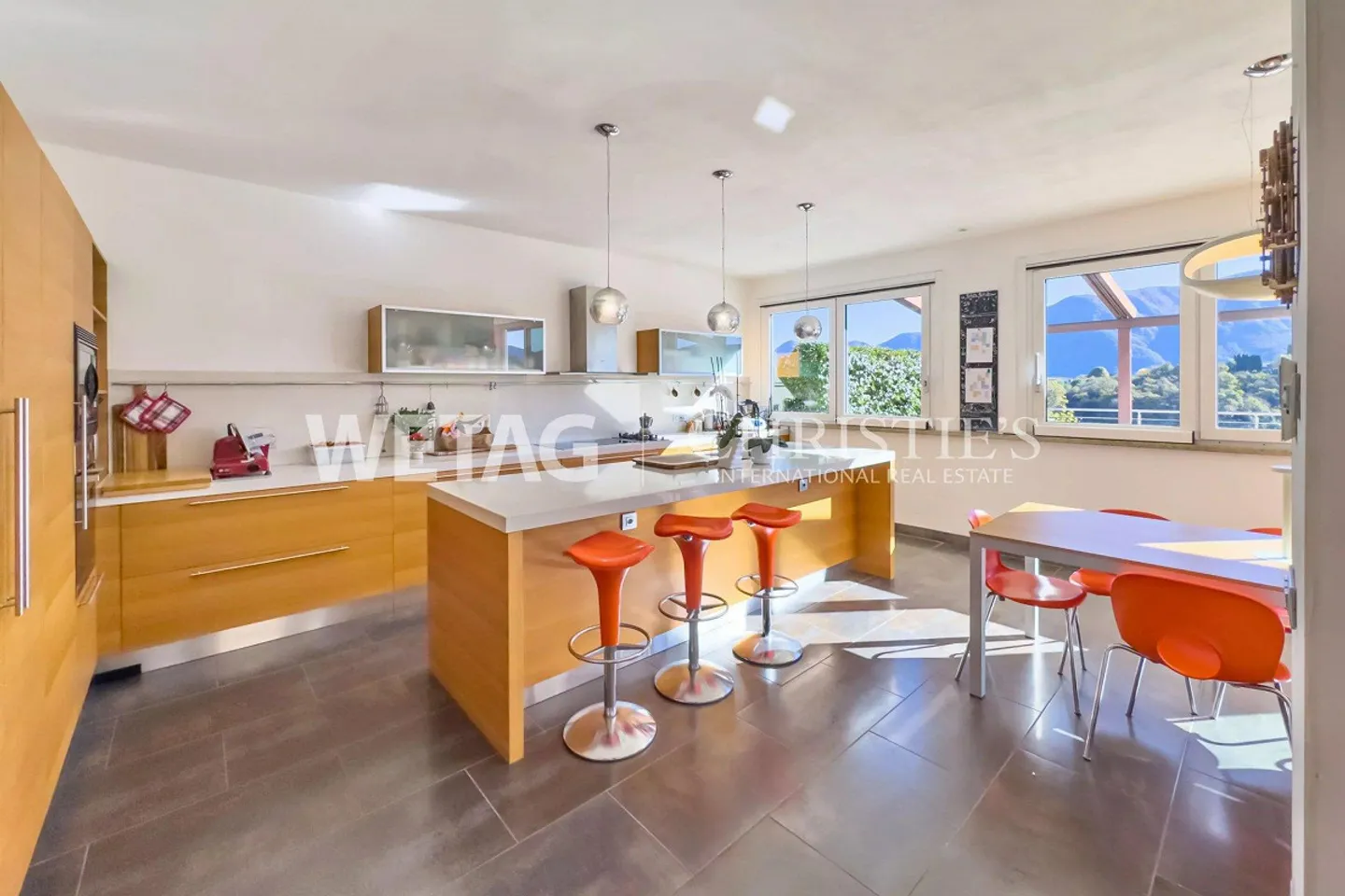 Villa moderna con piscina, giardino e vista sul Lago di Muzzano a Lugano-Breganzona in vendita, possibile anche come seconda casa - Foto 5 di 13