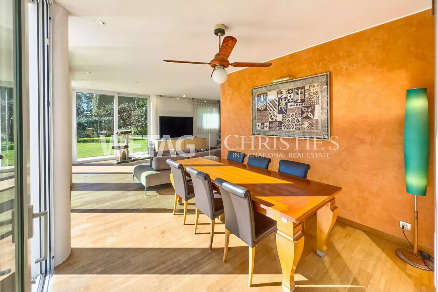 Villa moderna con piscina, giardino e vista sul Lago di Muzzano a Lugano-Breganzona in vendita, possibile anche come seconda casa - Foto 4 di 13