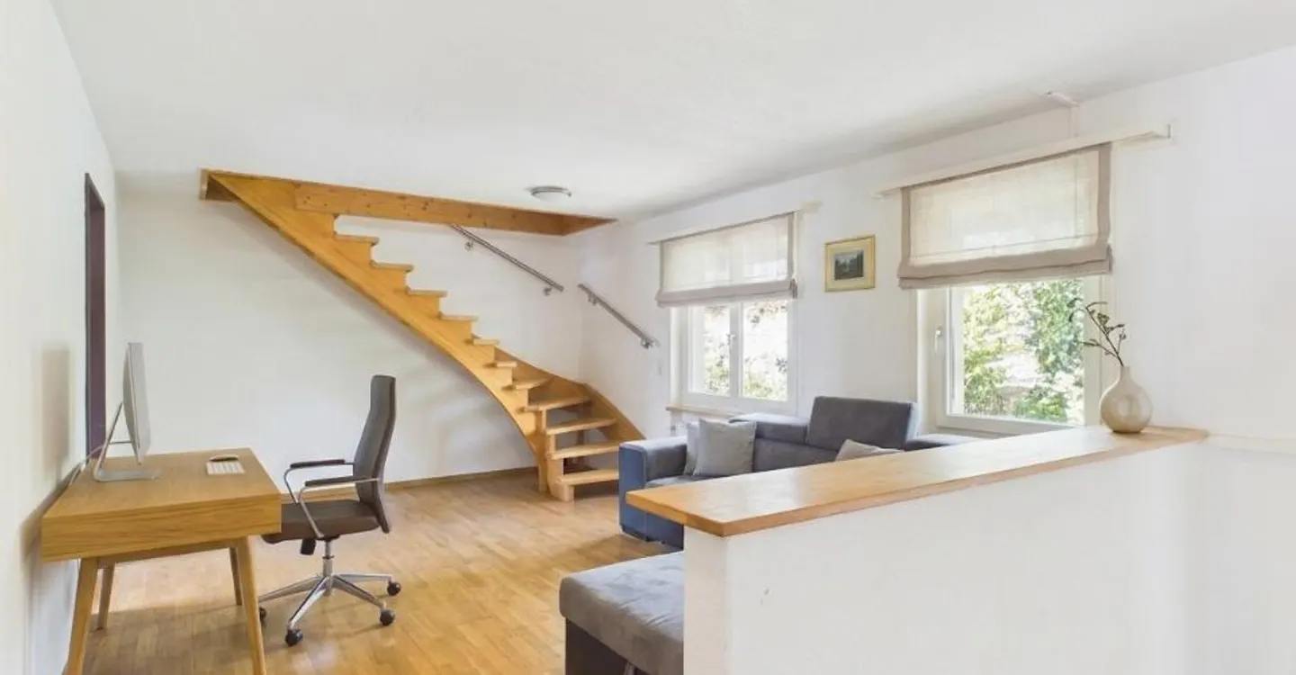 Charmantes Reihenhaus mit Aussicht - Foto 7 von 12