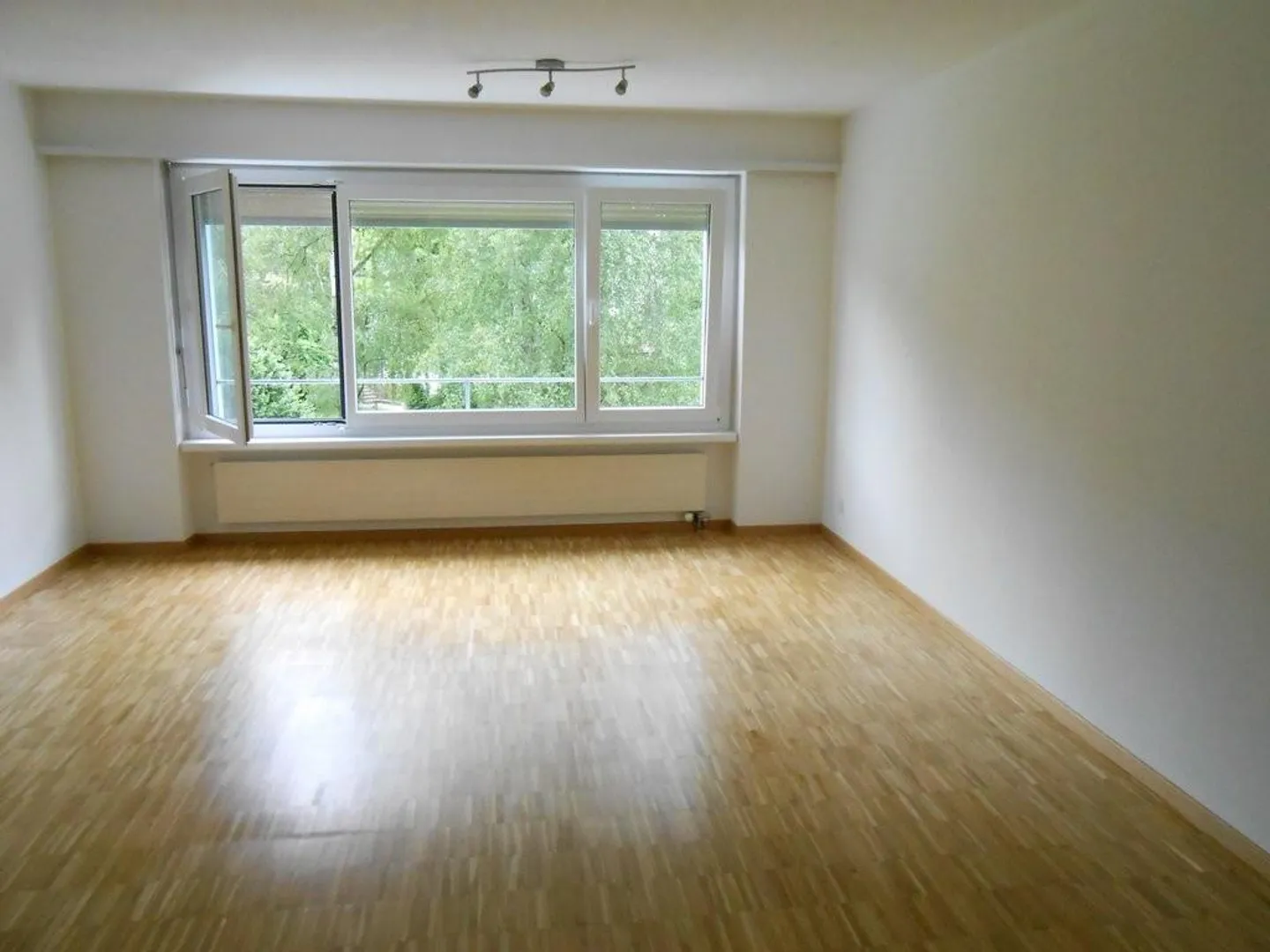 RENT WITHOUT DEPOSIT Small but fine, just right for you - Photo 4 of 5