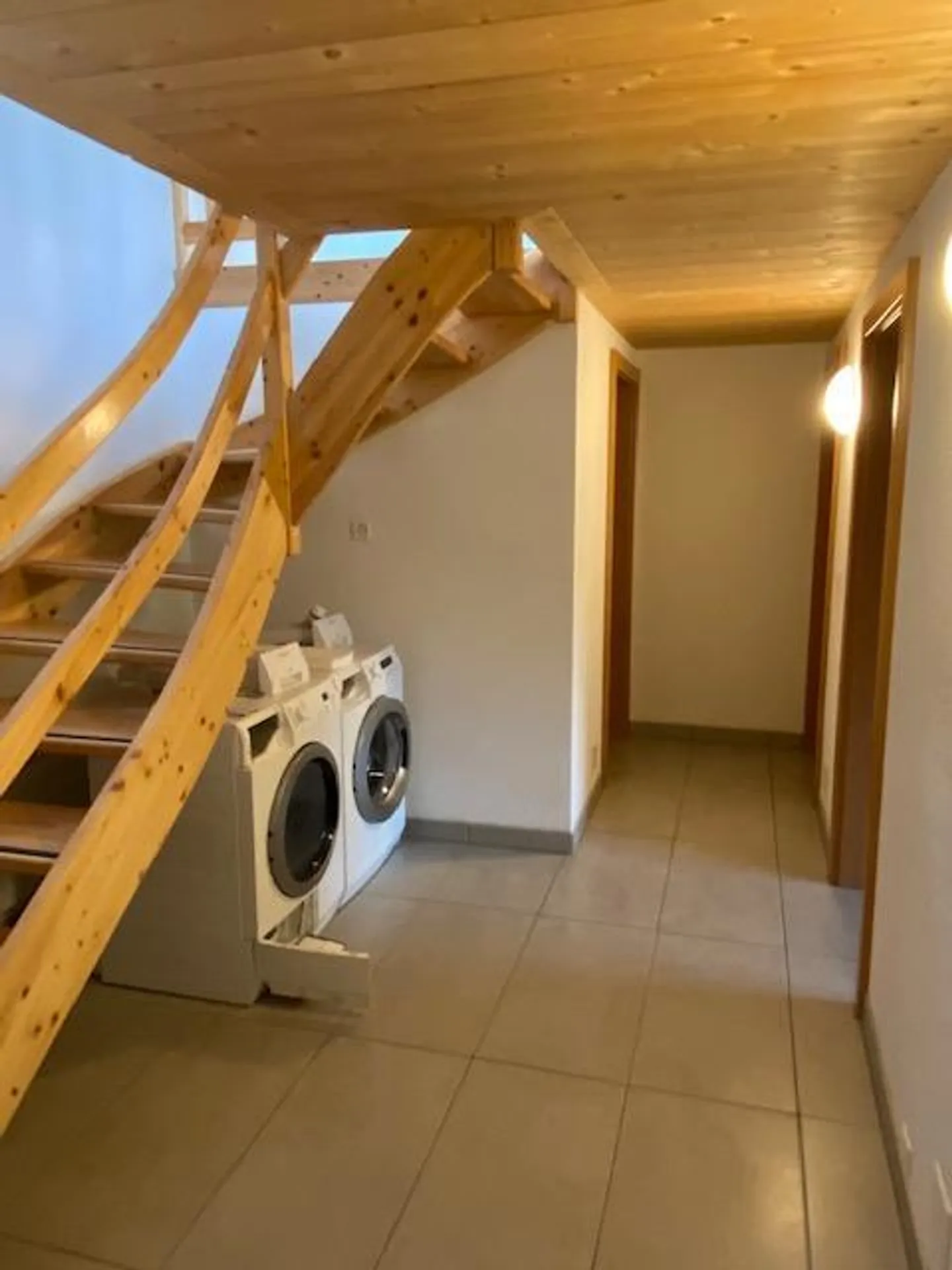 Sonniger 4.5 Zimmer-Hausteil - Foto 10 von 17