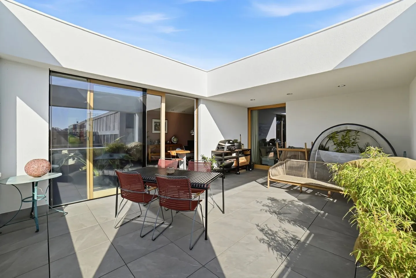 Appartement en loft de 3,5 pièces avec vue imprenable sur le lac à Männedorf - Photo 3 sur 11