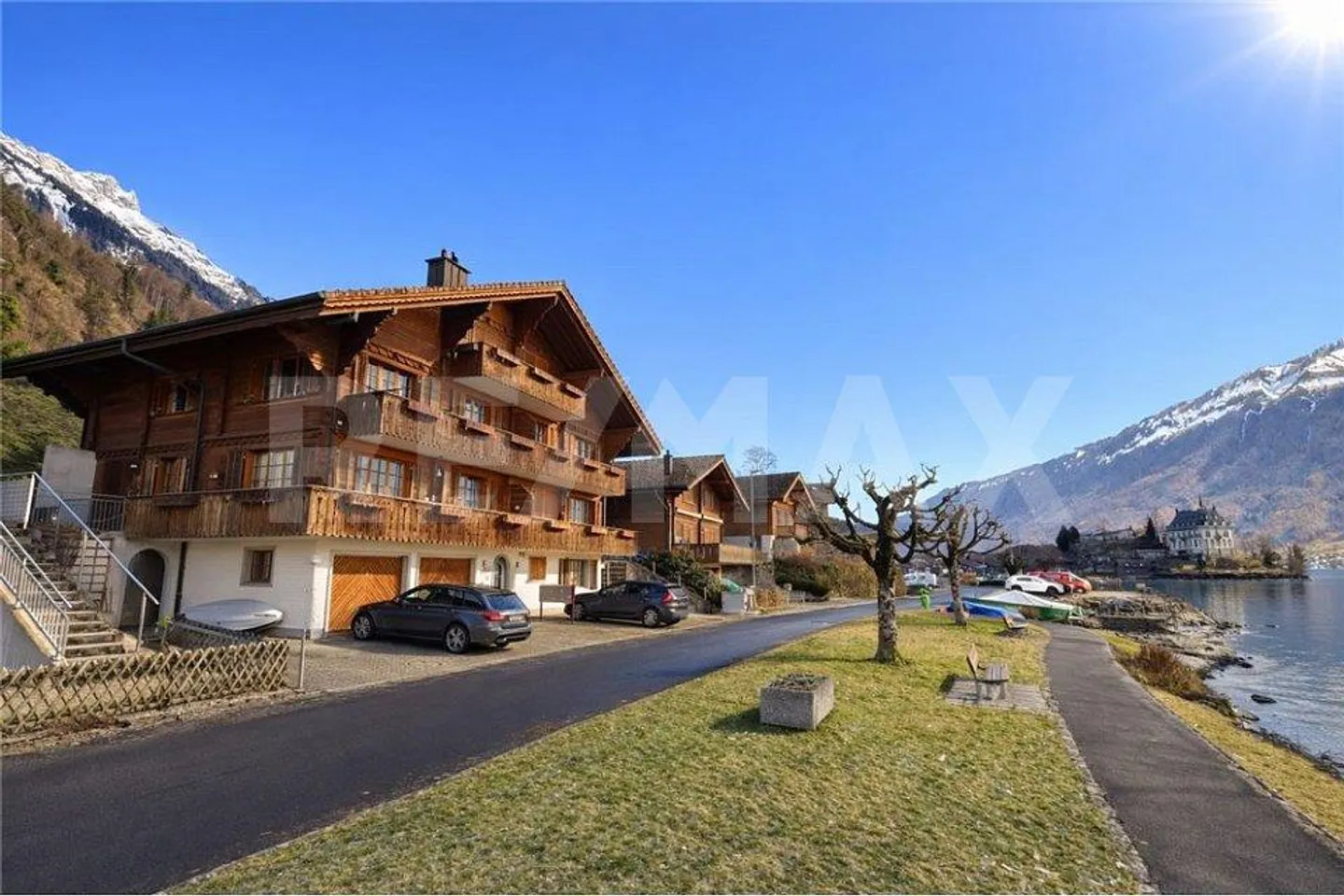 Only 25 Steps to the Lake - Charming 3.5-Room Apartment with Garage - Photo 10 of 13