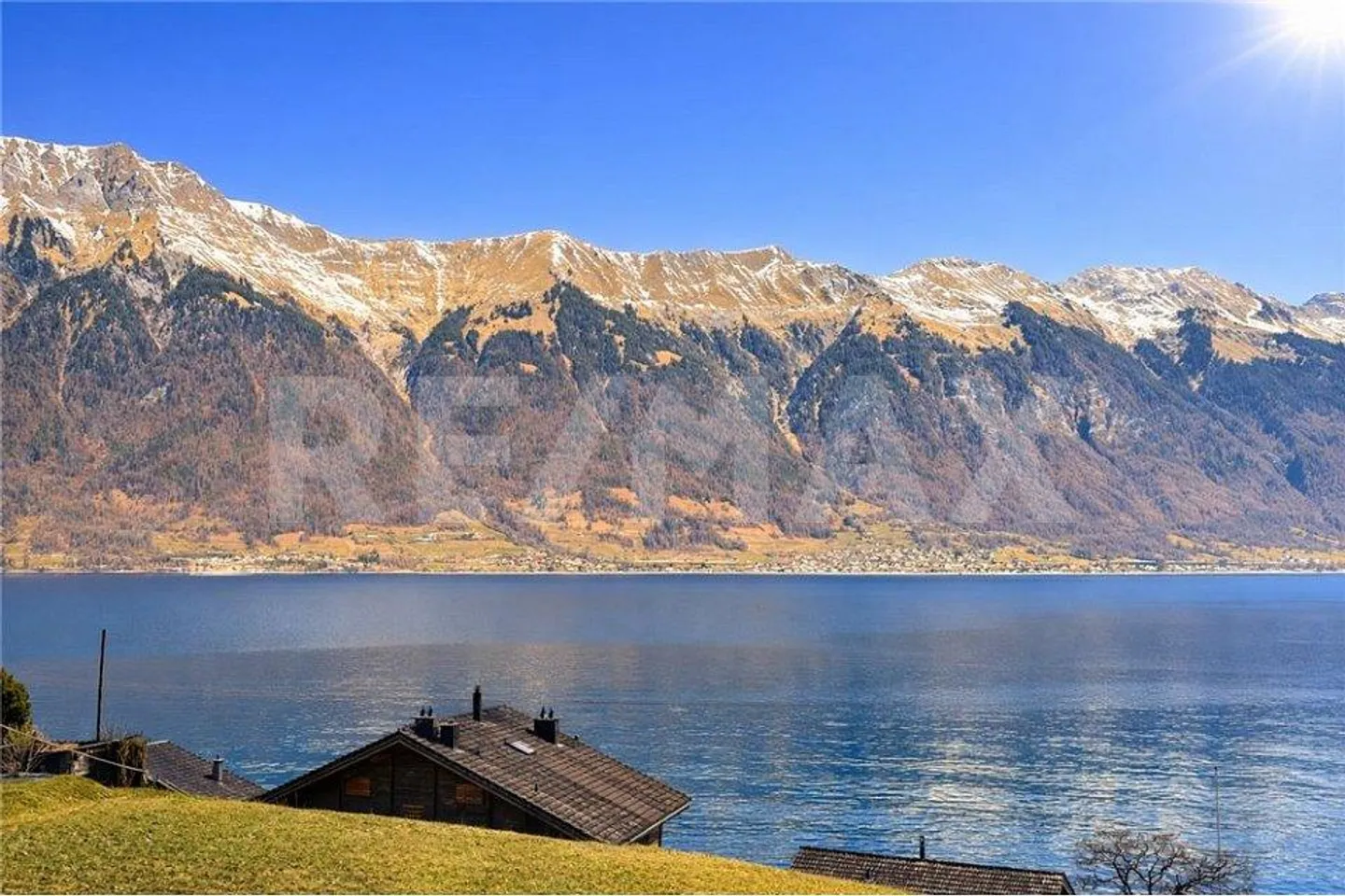 Only 25 Steps to the Lake - Charming 3.5-Room Apartment with Garage - Photo 13 of 13