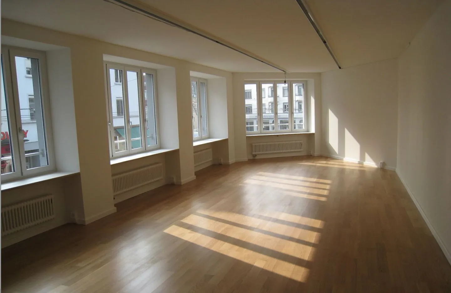 Büro an zentraler Lage - Foto 1 von 6
