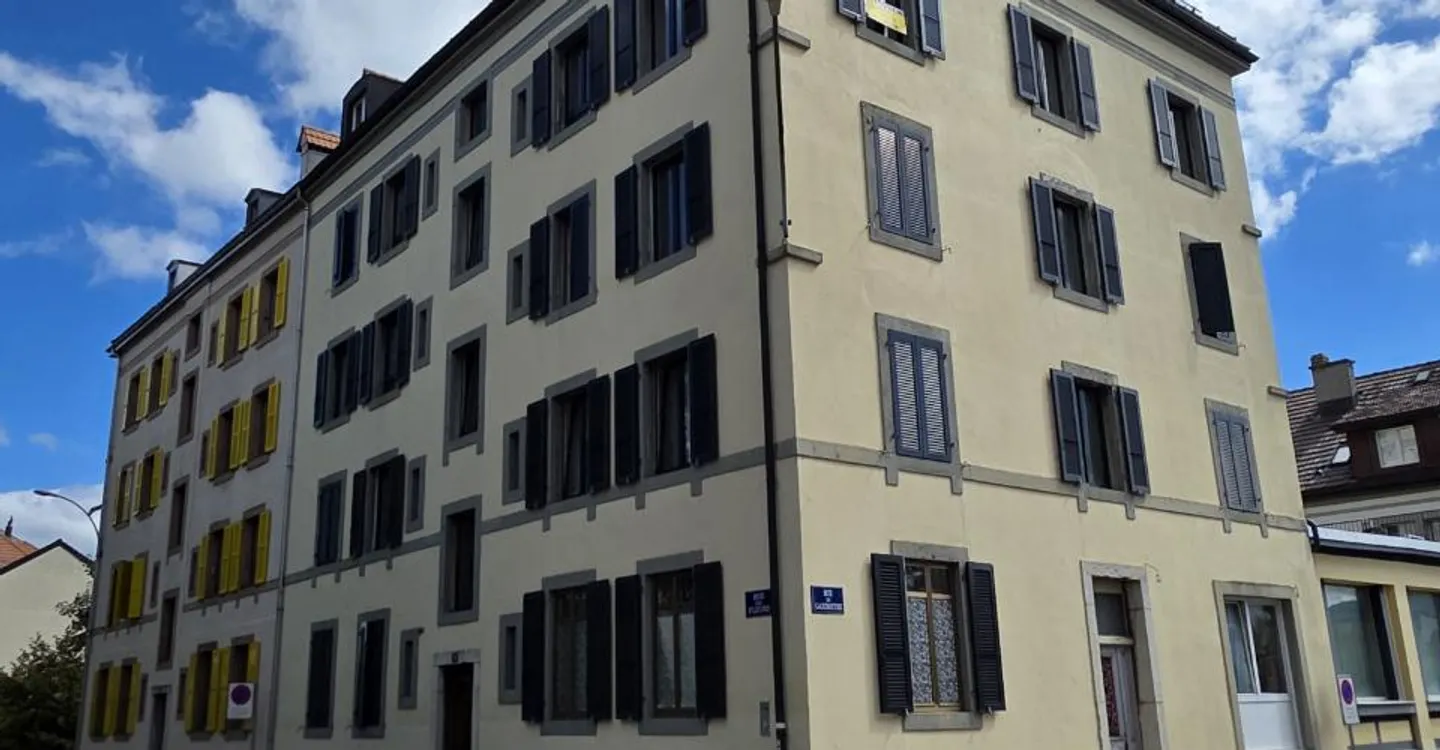 Charmantes Appartement in La Chaux-de-Fonds - Foto 1 von 17