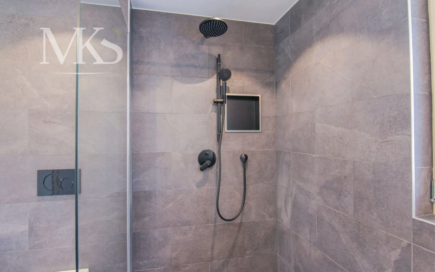 Exklusives Einfamilienhaus in Reckingen - Wohnen, wo das Goms am schönsten ist - Foto 9 von 20