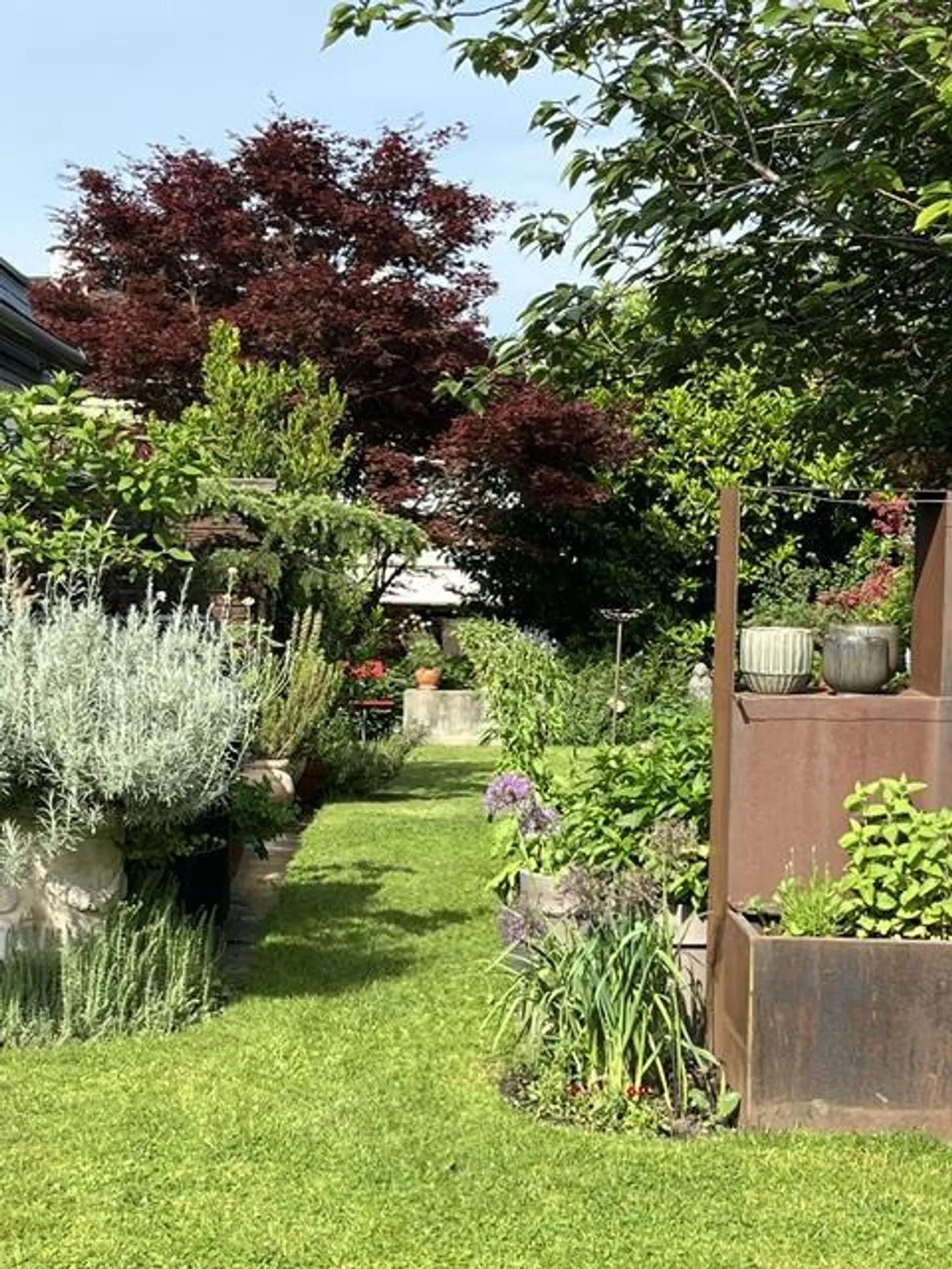 Charmantes Einfamilienhaus mit Garten - Foto 2 von 23