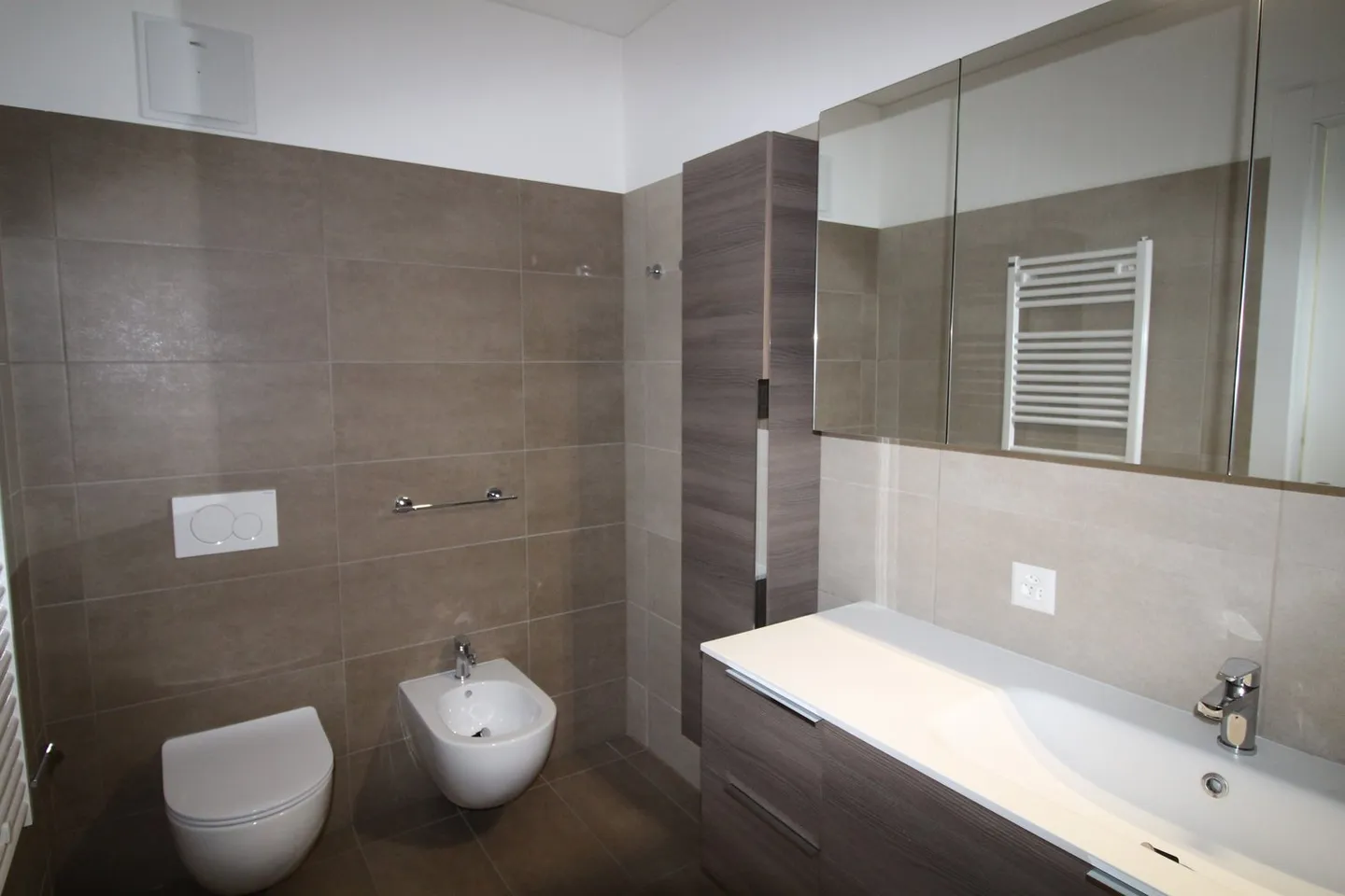 LUGANO PAMBIO-NORANCO - 4.5-ROOM APARTMENT FOR RENT - Photo 8 of 11
