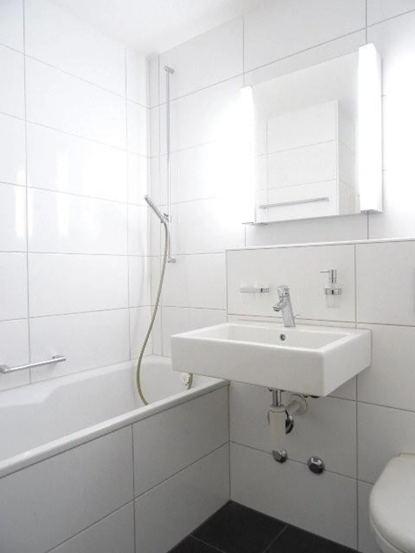 Modern 4.5-room apartment of 78 m² on the top floor of the 3rd floor - Photo 5 of 13