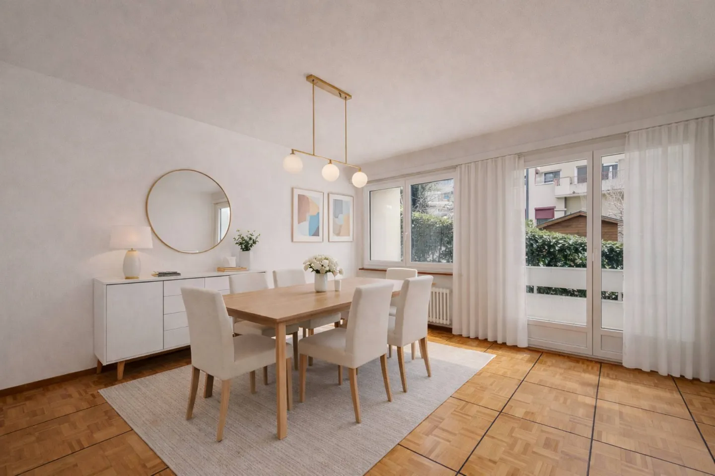 Bellissimo appartamento di 4,5 stanze con vista mozzafiato sul lago - Foto 3 di 10