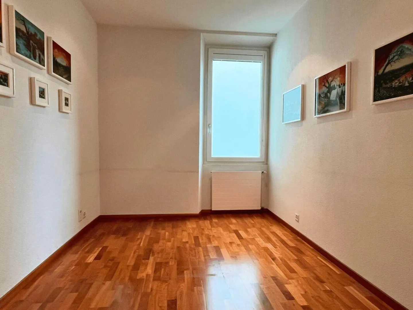 Zu verkaufen elegantes Apartment im Zentrum von Chiasso, das als Büros genutzt wird - Foto 8 von 10