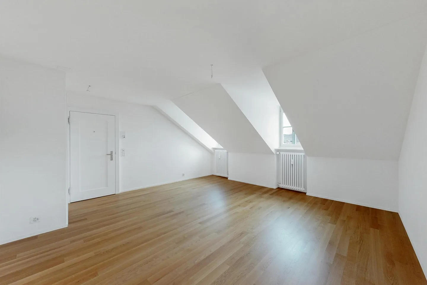 Appartement récemment rénové dans la vieille ville de Winterthur - Photo 3 sur 10