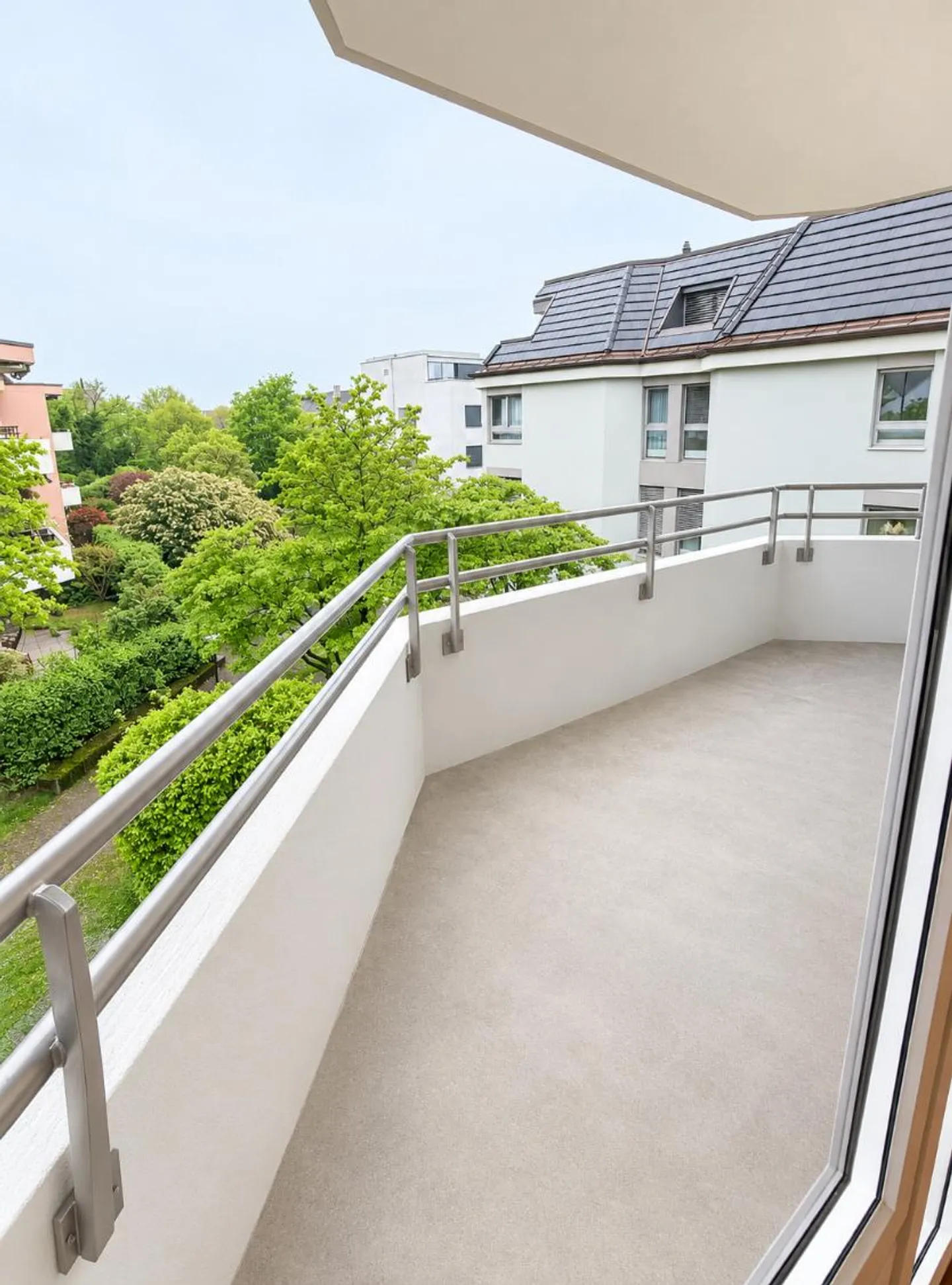 Appartement de 2,5 pièces récemment rénové - Photo 6 sur 6
