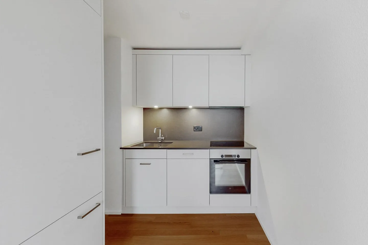 Appartement récemment rénové dans la vieille ville de Winterthur - Photo 9 sur 10